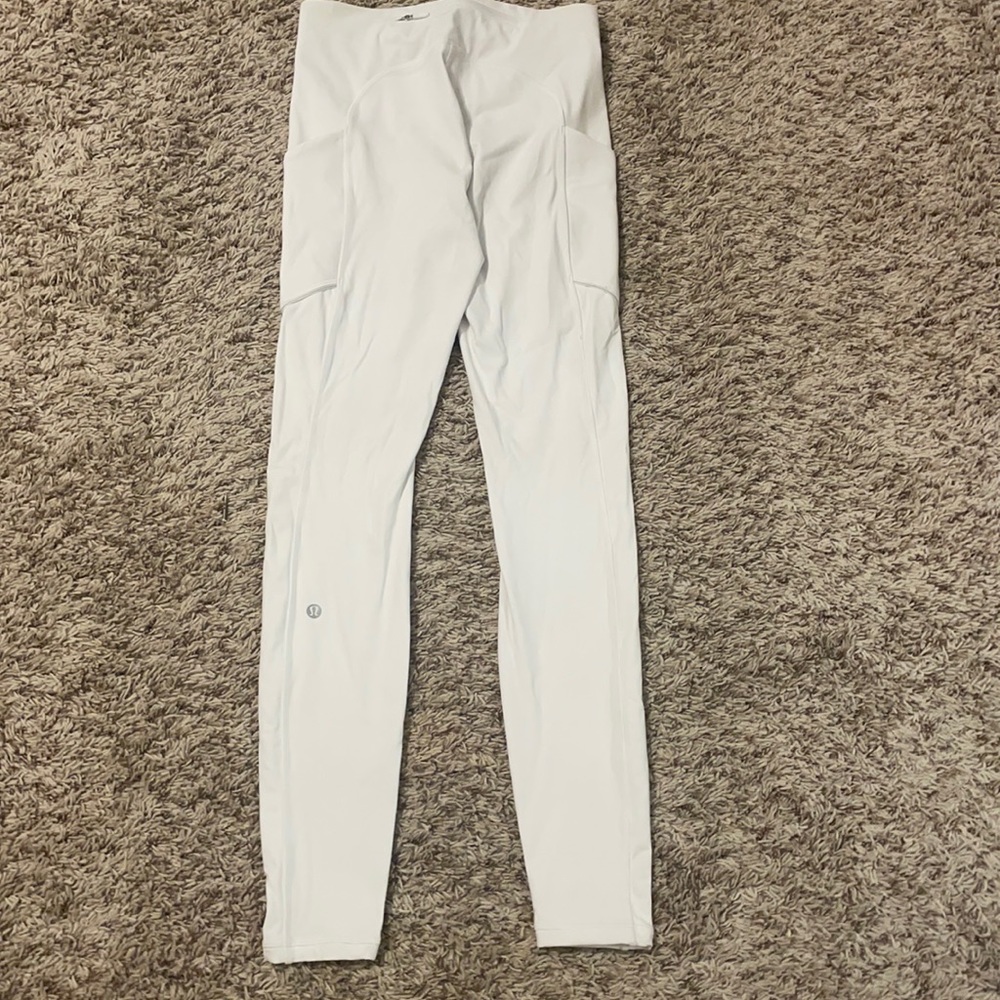 Lululemon leggings with pockets!